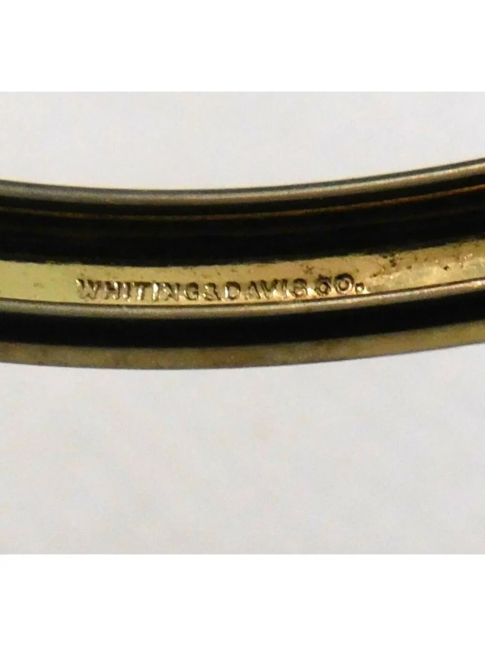 Whiting & Davis Signed Gold Tone Hinged Bangle Bracelet 1980s Vintage 8 Inch